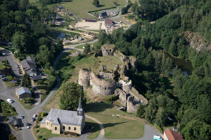 20-25-Chateau-Montcornet.jpg