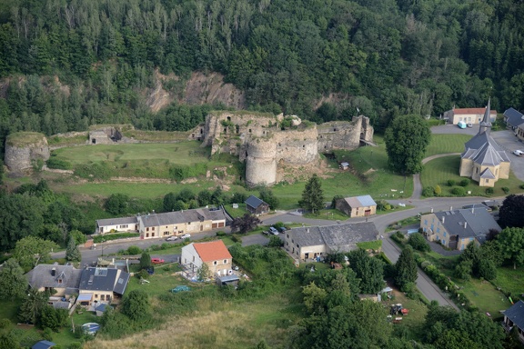 21-01-Montcornet-Chateau