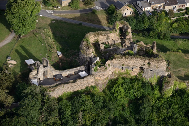 22-14-Montcornet-Chateau.JPG