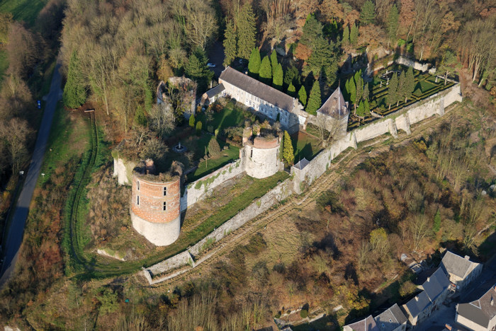 09-Hierges-Chateau.jpg