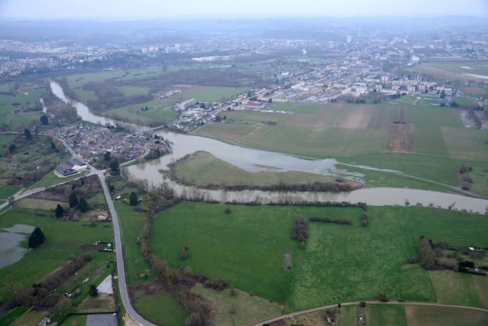 05-Warcq-Meuse-Deborde.jpg
