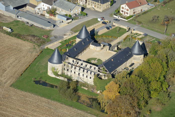 55-Charbogne-Chateau.jpg