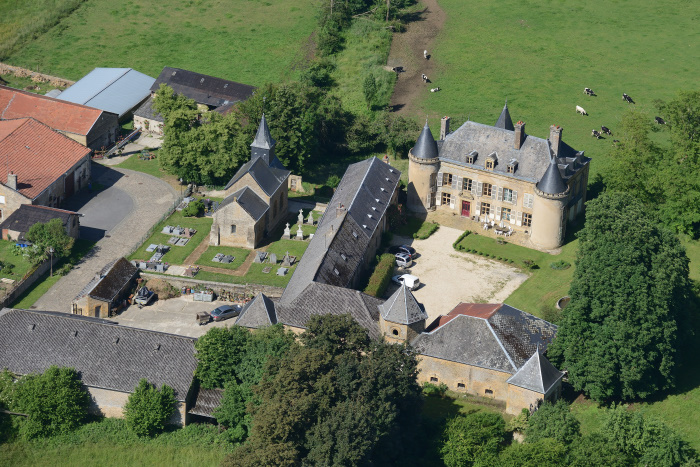 18-33-Glaire-Chateau-Villette.jpg