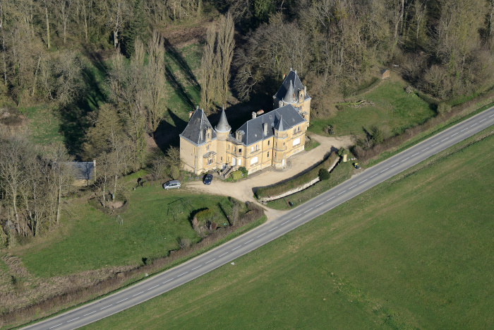 19-15-Glaire-Chateau.jpg